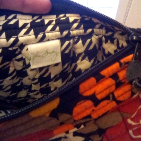 VERA BRADLEY AUTHENTIC QUILTED FABRIC PAISLEY FLORAL SHOULDER BAG PURSE SHOULDER - Picture 2 of 2